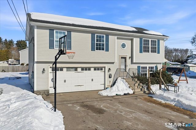 42 Russell Street, Griswold, CT 06351