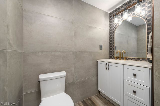 12550 Lake Avenue 201, Lakewood, OH 44107