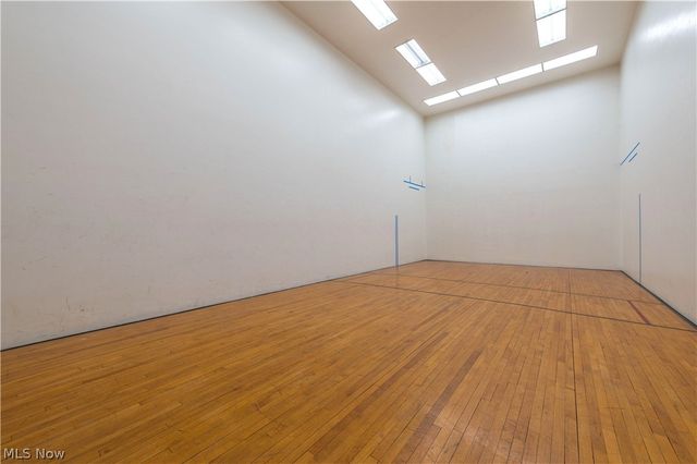 12550 Lake Avenue 201, Lakewood, OH 44107