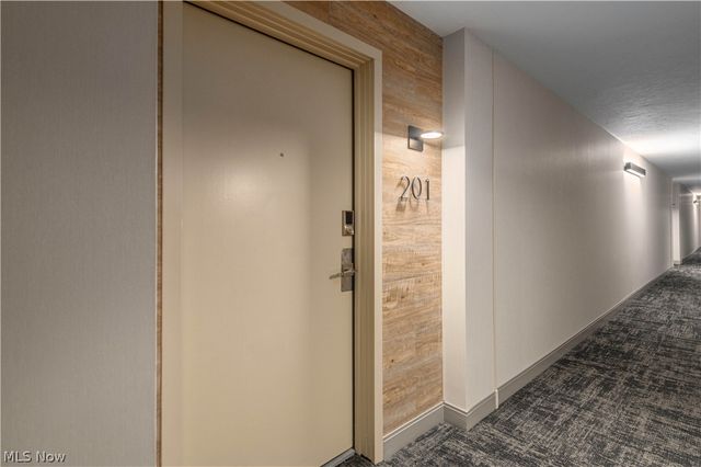 12550 Lake Avenue 201, Lakewood, OH 44107