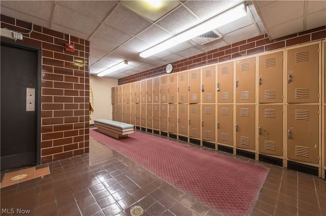 12550 Lake Avenue 201, Lakewood, OH 44107