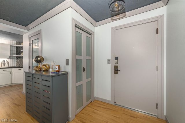 12550 Lake Avenue 201, Lakewood, OH 44107