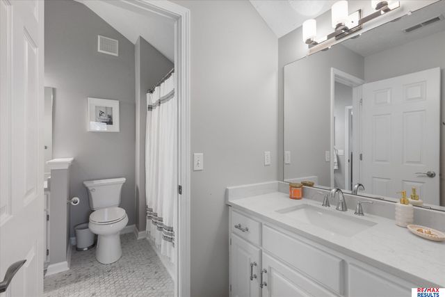 2107 S 181 Circle, Omaha, NE 68130