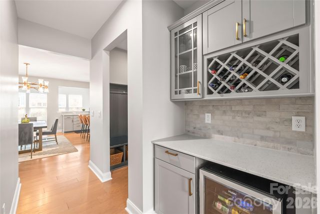12205 Hollinhope Drive, Charlotte, NC 28278