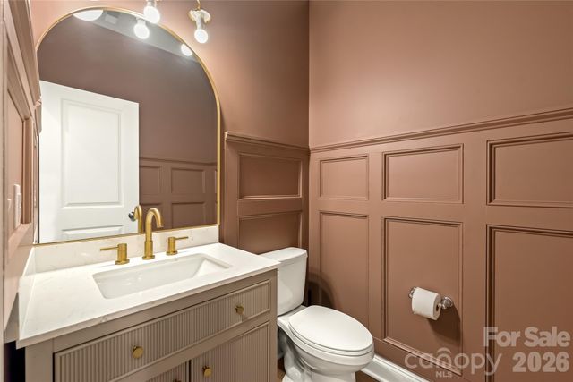 12205 Hollinhope Drive, Charlotte, NC 28278