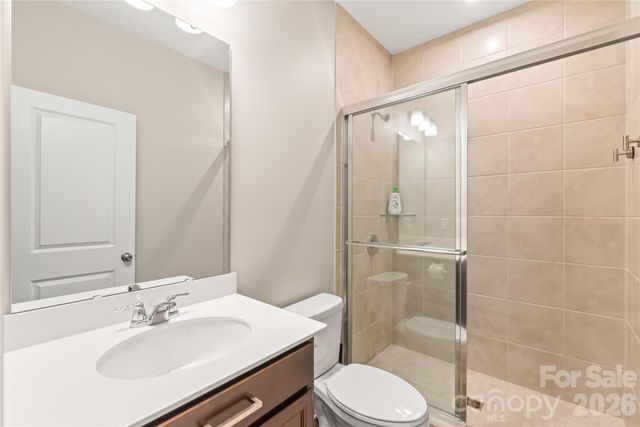 12205 Hollinhope Drive, Charlotte, NC 28278