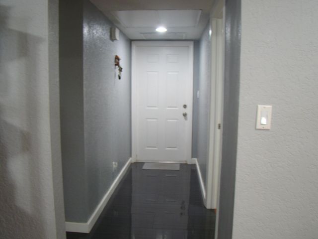 6934 NW 31st Avenue C-13, Fort Lauderdale, FL 33309