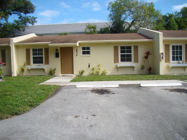 6934 NW 31st Avenue C-13, Fort Lauderdale, FL 33309