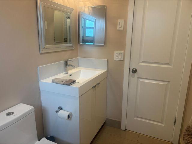 6934 NW 31st Avenue C-13, Fort Lauderdale, FL 33309