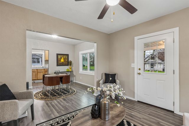 1929 Burson Street, Des Moines, IA 50316