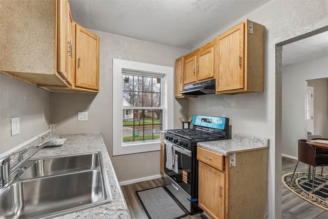 1929 Burson Street, Des Moines, IA 50316