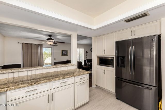 25807 S ONTARIO Drive, Sun Lakes, AZ 85248