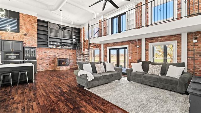 16808 Conifer Lane, Edmond, OK 73012