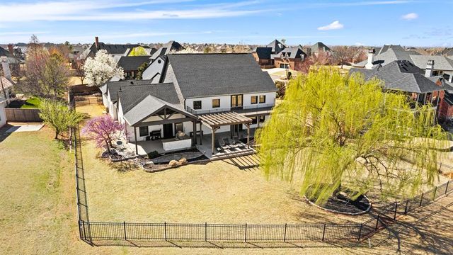 16808 Conifer Lane, Edmond, OK 73012