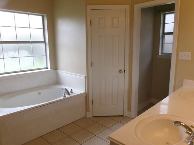 6009 Jason Street, Bossier City, LA 71111