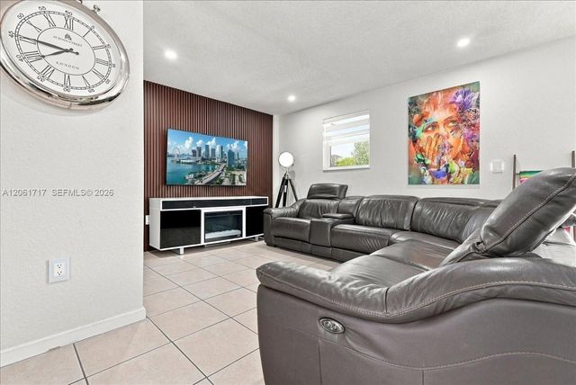 13617 SW 264th Terrace, Homestead, FL 33032