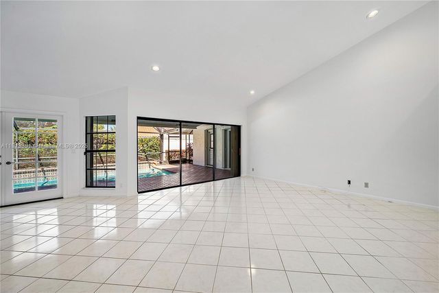 6005 Buena Vista Ct, Boca Raton, FL 33433