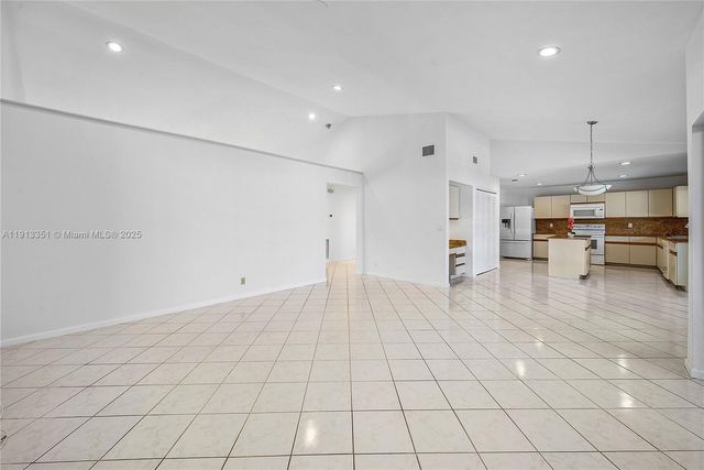 6005 Buena Vista Ct, Boca Raton, FL 33433