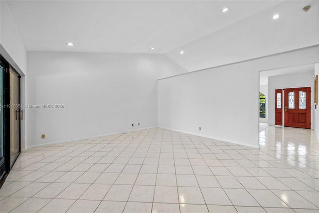 6005 Buena Vista Ct, Boca Raton, FL 33433