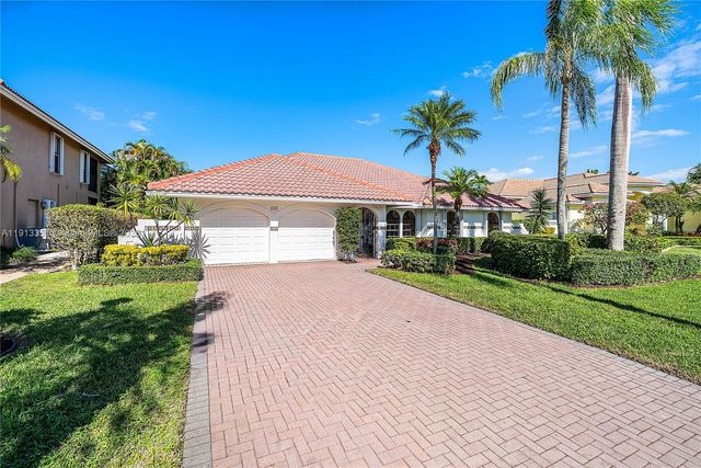 6005 Buena Vista Ct, Boca Raton, FL 33433
