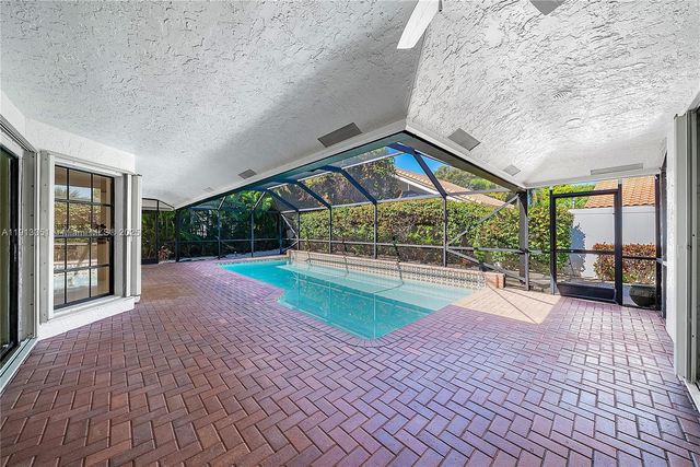 6005 Buena Vista Ct, Boca Raton, FL 33433