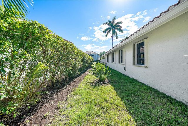 6005 Buena Vista Ct, Boca Raton, FL 33433