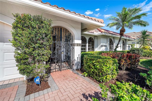 6005 Buena Vista Ct, Boca Raton, FL 33433