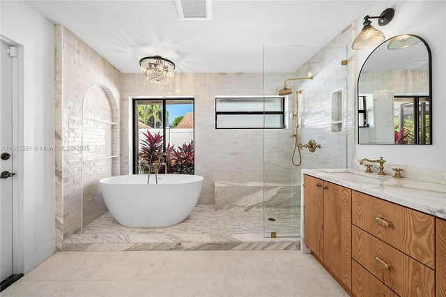 6005 Buena Vista Ct, Boca Raton, FL 33433