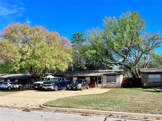 311 Elliott Street, Arlington, TX 76013