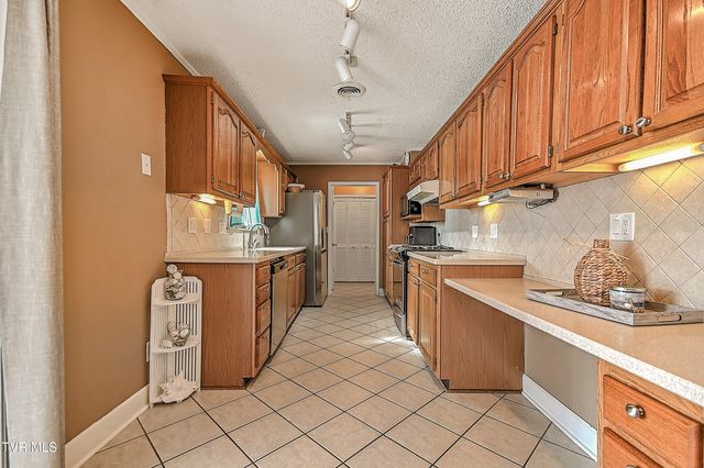 406 Circle Heights Drive, Greeneville, TN 37745