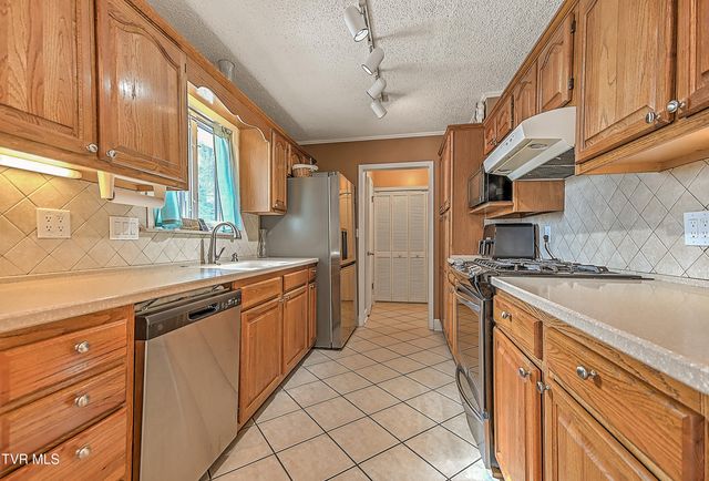 406 Circle Heights Drive, Greeneville, TN 37745