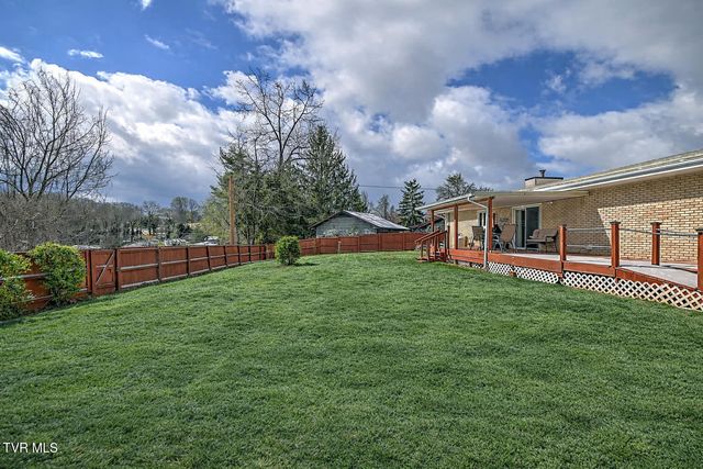 406 Circle Heights Drive, Greeneville, TN 37745