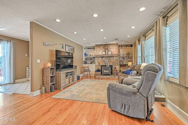 406 Circle Heights Drive, Greeneville, TN 37745