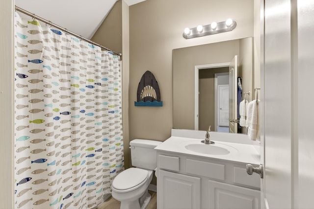 160 FAIR MEADOWS LN, Eads, TN 38028