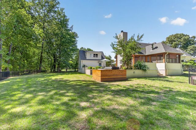 160 FAIR MEADOWS LN, Eads, TN 38028