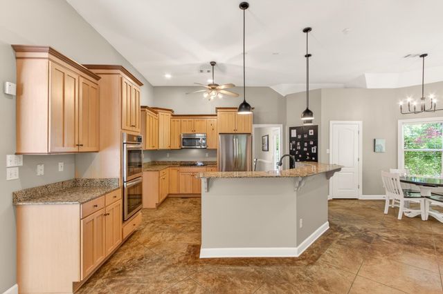 160 FAIR MEADOWS LN, Eads, TN 38028