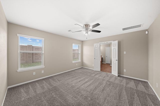 1804 Oakbranch Drive, Pearland, TX 77581