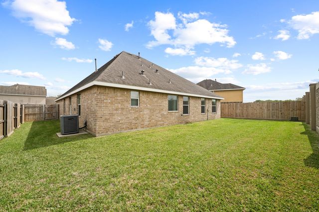 1804 Oakbranch Drive, Pearland, TX 77581