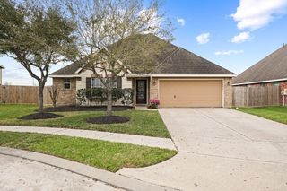 1804 Oakbranch Drive, Pearland, TX 77581
