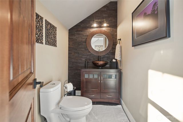 10000 NE 114th Circle, Vancouver, WA 98662