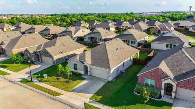 624 Fitzroy Lane, Fate, TX 75189