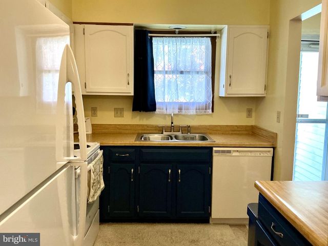 1003 NORTHFIELD DR, Carlisle, PA 17013
