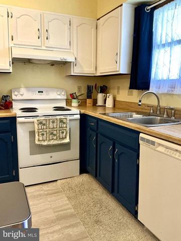 1003 NORTHFIELD DR, Carlisle, PA 17013