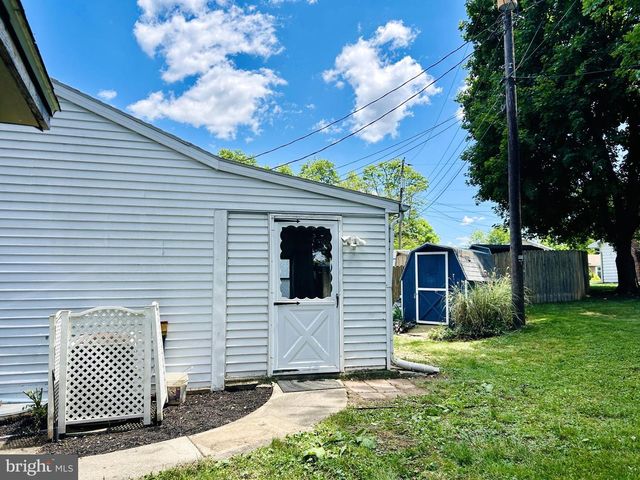 1003 NORTHFIELD DR, Carlisle, PA 17013