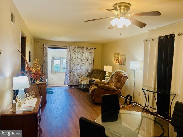 1003 NORTHFIELD DR, Carlisle, PA 17013