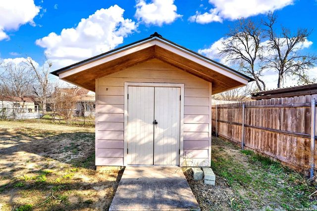 319 cardinal, New Braunfels, TX 78130