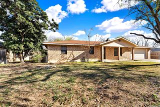 319 cardinal, New Braunfels, TX 78130