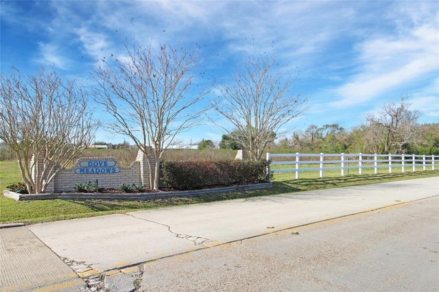 3602 Blue Wing Drive, Dickinson, TX 77539