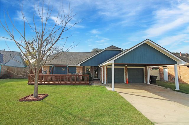 3602 Blue Wing Drive, Dickinson, TX 77539