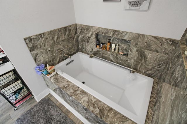 3602 Blue Wing Drive, Dickinson, TX 77539